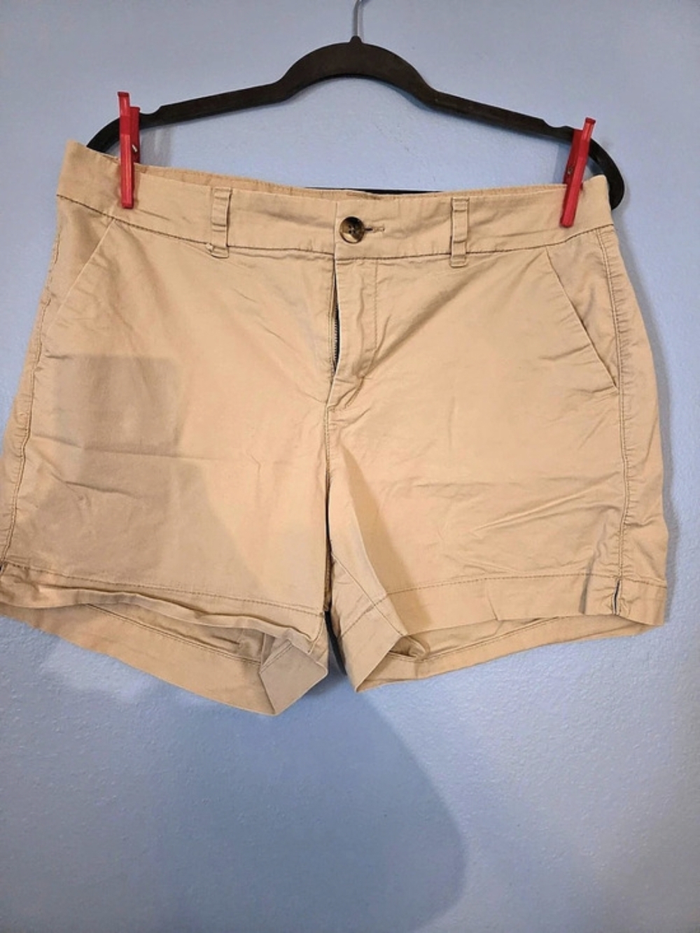 Old Navy Everyday Short Mid-Rise Cargo Shorts in Brown
